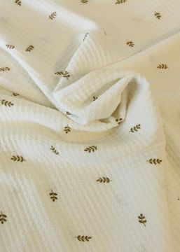 Fashion Reliëf - Olive Acacia on Offwhite