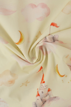 Katoen - Dreamy elephant and Castles on Soft Yellow