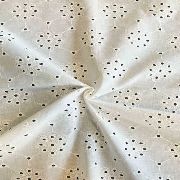 Broderie Katoen - Fine Summer Flowers - Off White