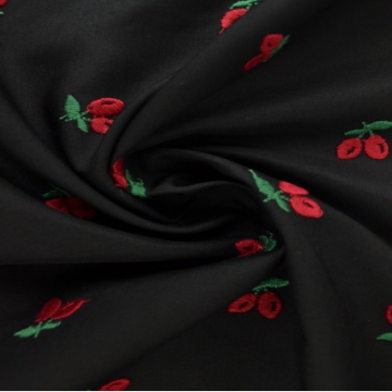 Embroidery Stof - Cherries on Black