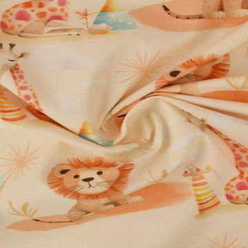 Katoen - Orange and Pink Baby Lion and Giraffe on Soft Yellow