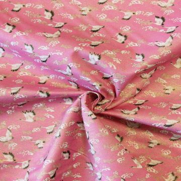 Katoen Canvas - Flying Golden Crane Bird on Pink